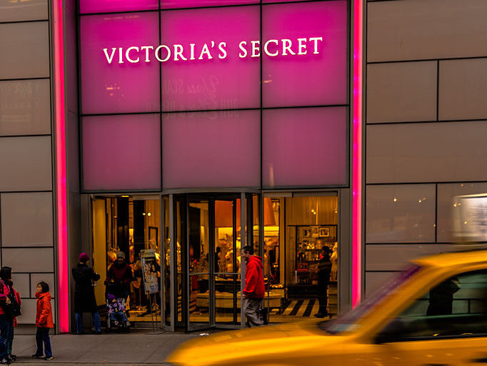 Victoria's Secret To Temporarily Close All US & Canada Stores In ...